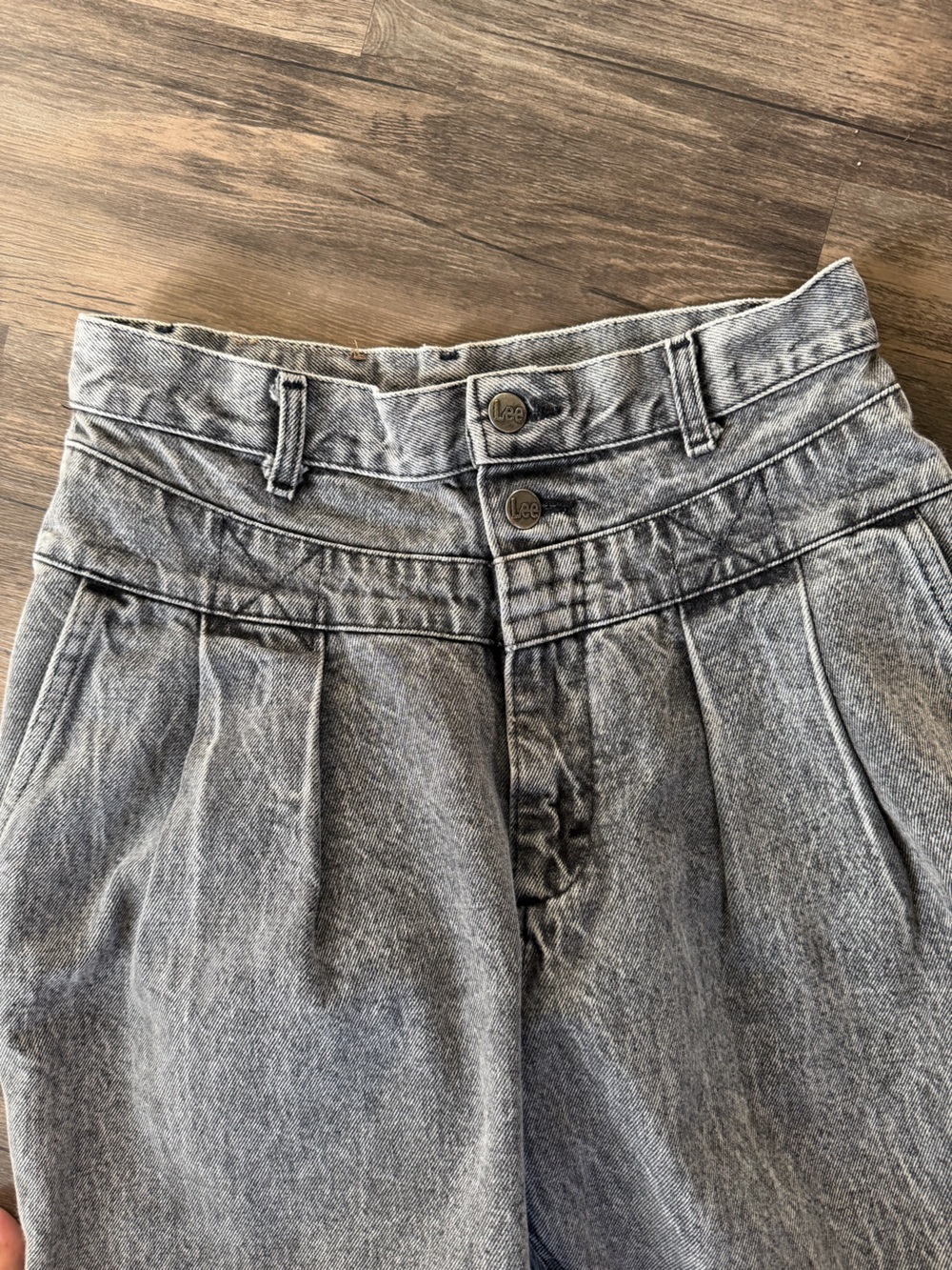 Vintage Lee Women's Relaxed High-Waist Washed Gray Jeans